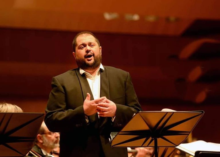 Celso Albelo en concierto, tenor canario invitado en los eventos de música clásica organizados por Xenox Producciones en Tenerife.